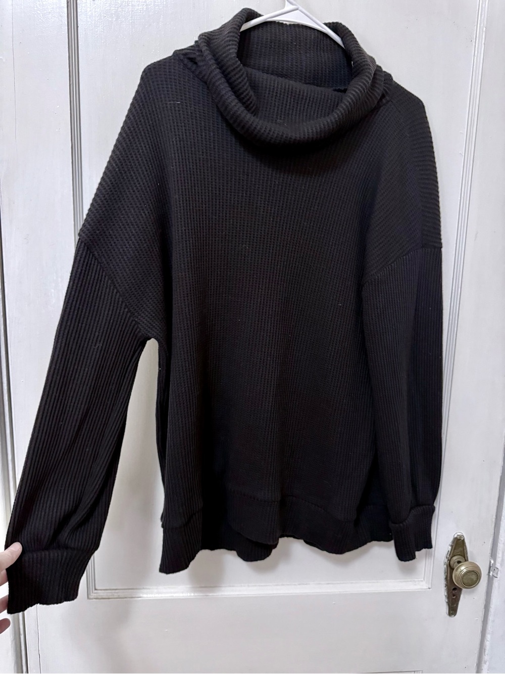 GAP Ribbed Turtleneck Sweater - Picture 2 of 3